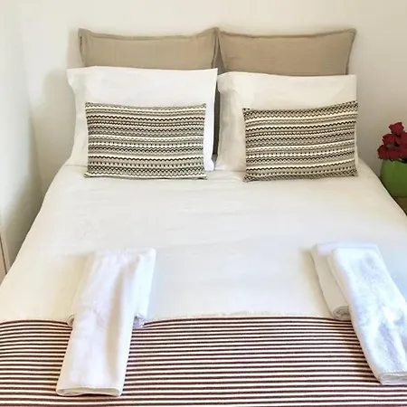 32 3 - Life Private Apartment, Bairro Alto דירה ליסבון