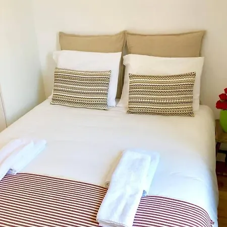 32 3 - Life Private Apartment, Bairro Alto דירה *