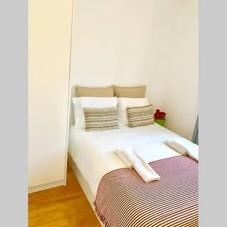 32 3 - Life Private Apartment, Bairro Alto شقة Lisboa