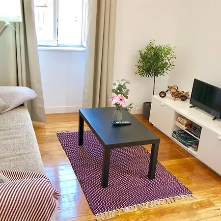 شقة 32 3 - Life Private Apartment, Bairro Alto